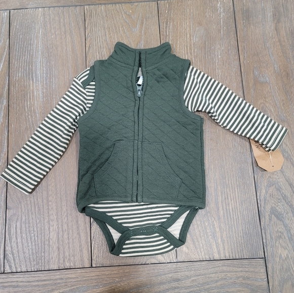 Chick Pea 3 Piece Green Baby's Outfit, 3-6 Months - Picture 3 of 5